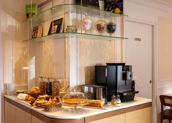 Hotel Almarine Eiffel & By Malone Parijs