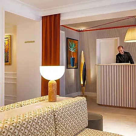 Almarine Eiffel & By Malone 4* باريس