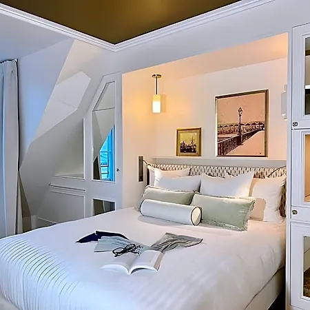 Hotel Almarine Eiffel & By Malone Paris