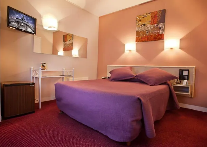 Almarine Eiffel & By Malone 酒店 4*