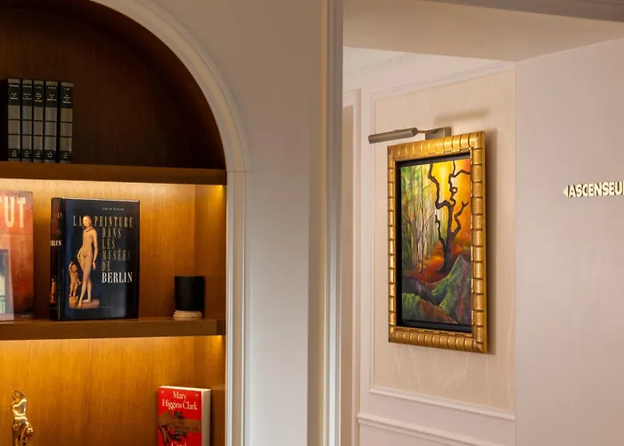 Almarine Eiffel & By Malone 酒店