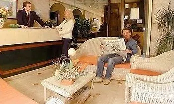 Almarine Eiffel & By Malone 酒店 4*