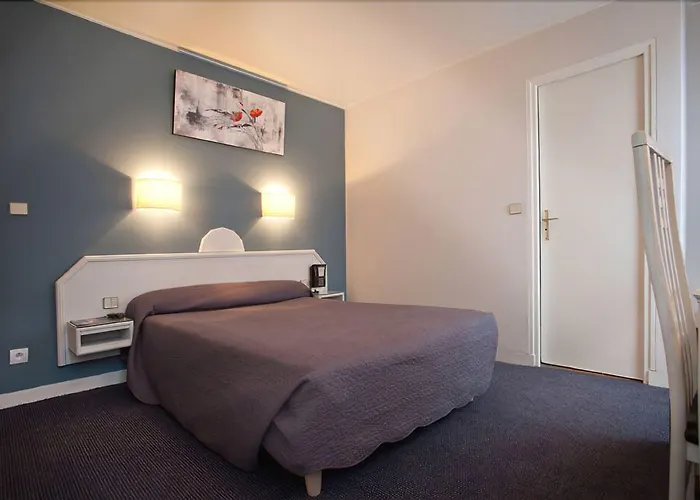 Almarine Eiffel Hotel&spa By Malone 4*