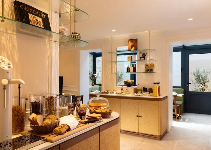 Almarine Eiffel Hotel&spa By Malone Hotel