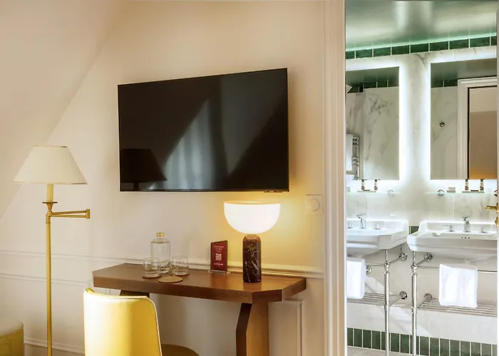 Almarine Eiffel Hotel&spa By Malone Hotel Paris