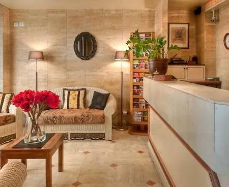 Hotel Almarine Eiffel & By Malone Paris